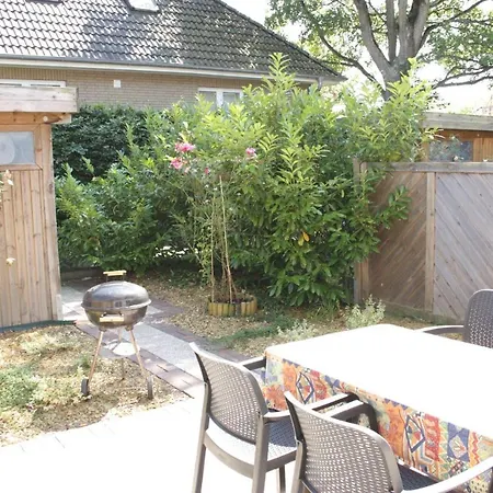Hébergement de vacances Fewo1846 - Ueber Der Foerde - Komfortables Reihenhaus Mit Garten Und Carport *